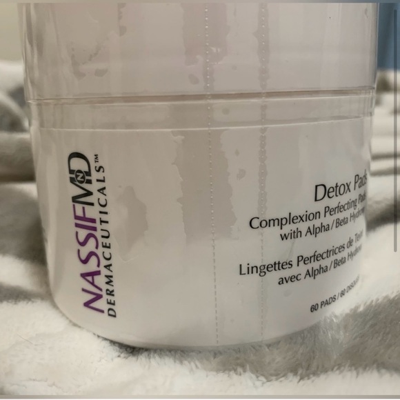 NWT NassifMD Dermaceuticals Detox Pads - Picture 1 of 4